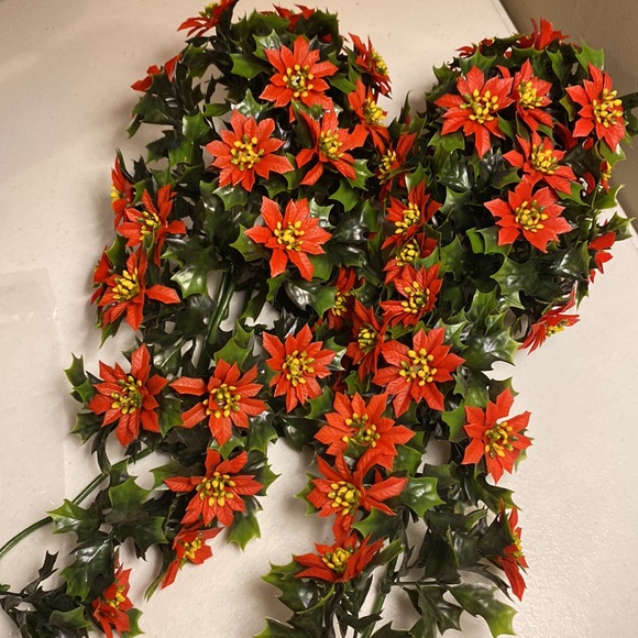 Plastic Red Poinsettia Cascading Garland Set of 2 - Picture 6 of 7